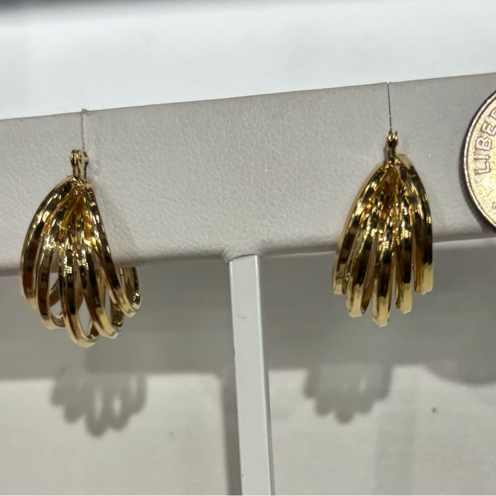 14KT yellow gold huggie style hoops